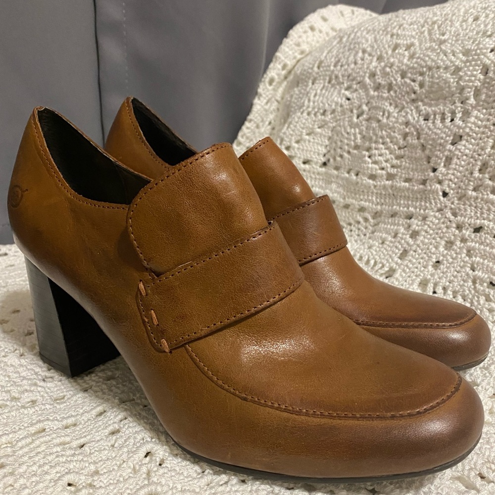 Born leather shoes NWT